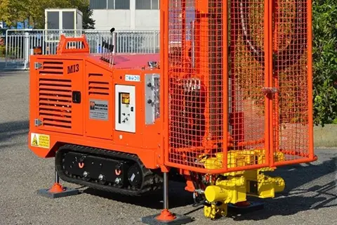 Drilling for unexploded bombs in London